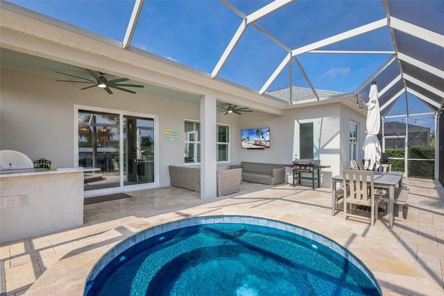 3707 5TH AVENUE NE, Bradenton, FL 34208