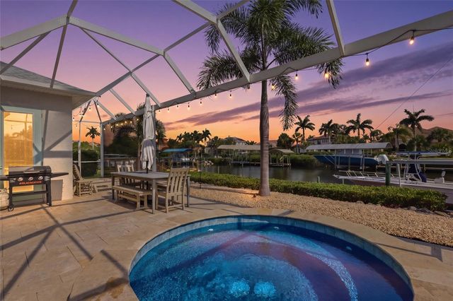 3707 5TH AVENUE NE, Bradenton, FL 34208