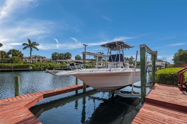 3707 5TH AVENUE NE, Bradenton, FL 34208