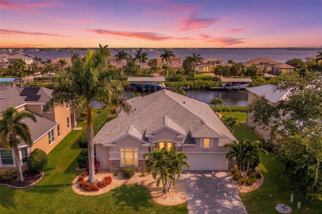 3707 5TH AVENUE NE, Bradenton, FL 34208