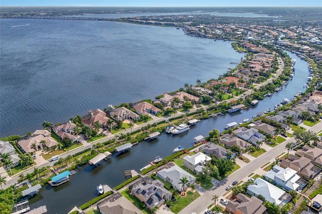 3707 5TH AVENUE NE, Bradenton, FL 34208