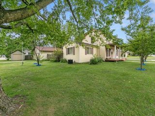 381 Elm Street S, Prescott, WI 54021