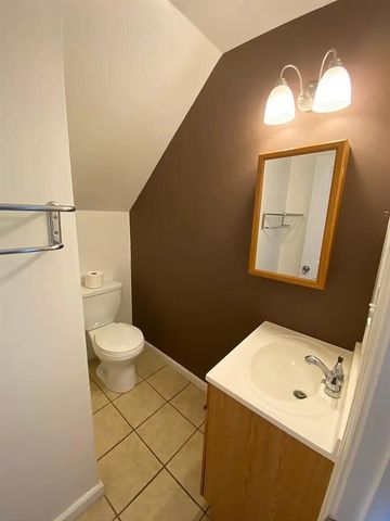 260 W Unadilla Street, Pinckney, MI 48169