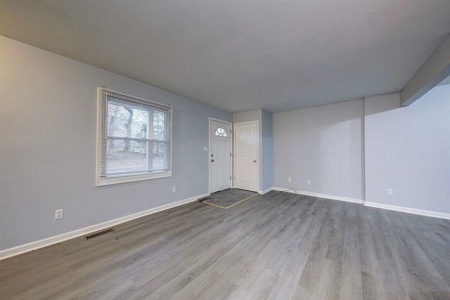 260 W Unadilla Street, Pinckney, MI 48169