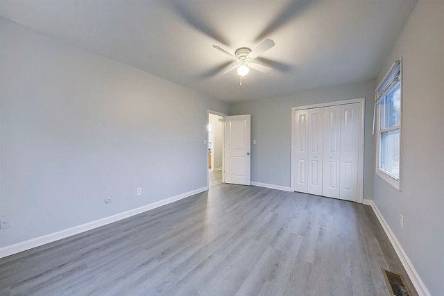 260 W Unadilla Street, Pinckney, MI 48169