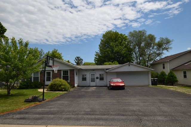 1531 N East End Avenue, Round Lake Beach, IL 60073