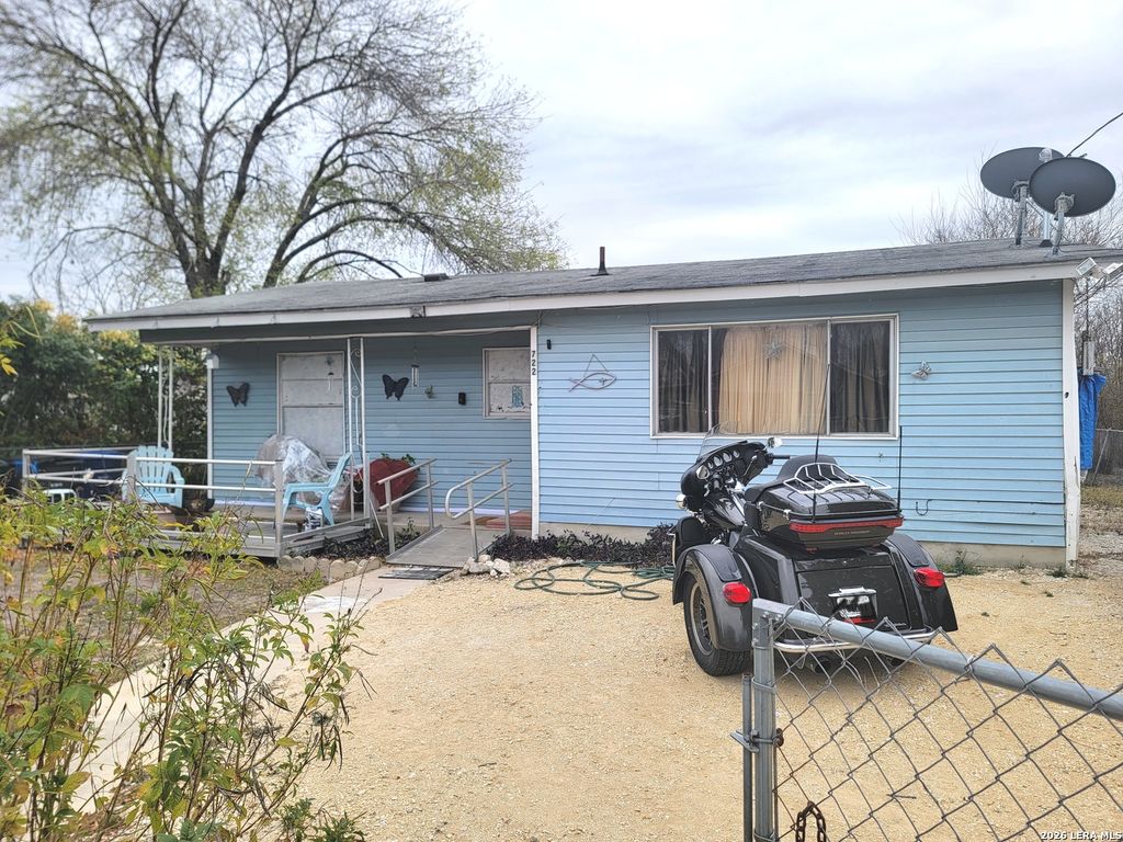 722 Marbauch, San Antonio, TX 78237