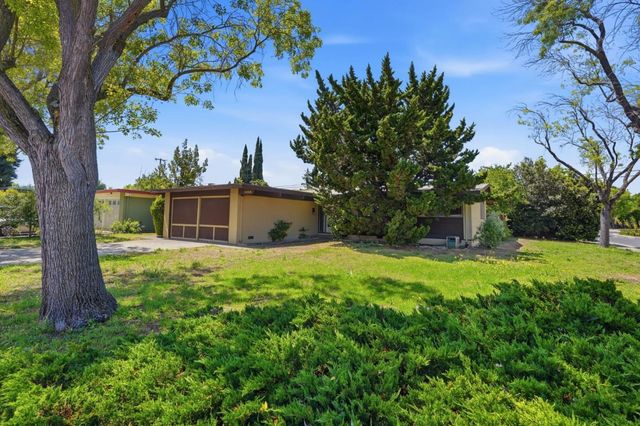 3868 Louis Road, Palo Alto, CA 94303