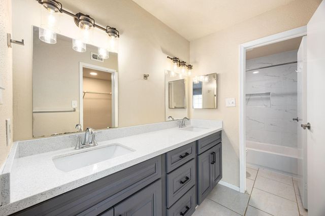 7575 Cambridge Street 1604, Houston, TX 77054