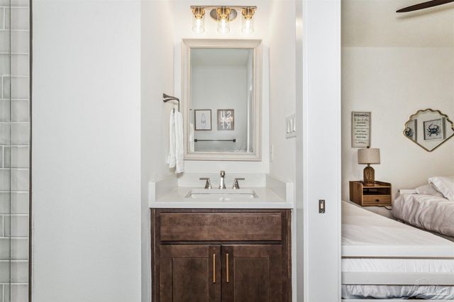 212 Clipper Dr, Pensacola, FL 32507