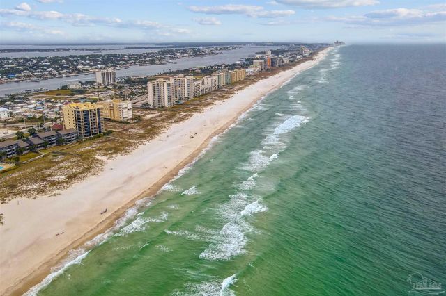 212 Clipper Dr, Pensacola, FL 32507