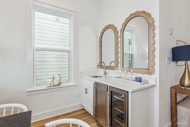 212 Clipper Dr, Pensacola, FL 32507