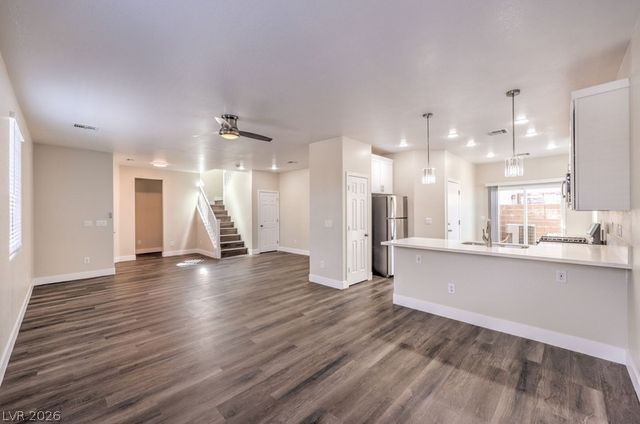 4191 Sparrow Rock Street, Las Vegas, NV 89129