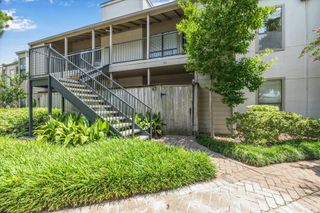 1100 Augusta Drive 63, Houston, TX 77057