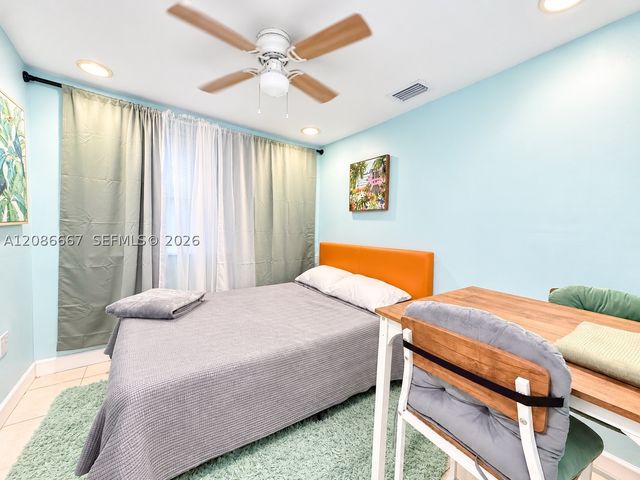 9260 Little River Blvd B, Miami, FL 33147