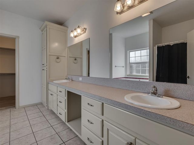 1509 Willow Road, Blanchard, OK 73010