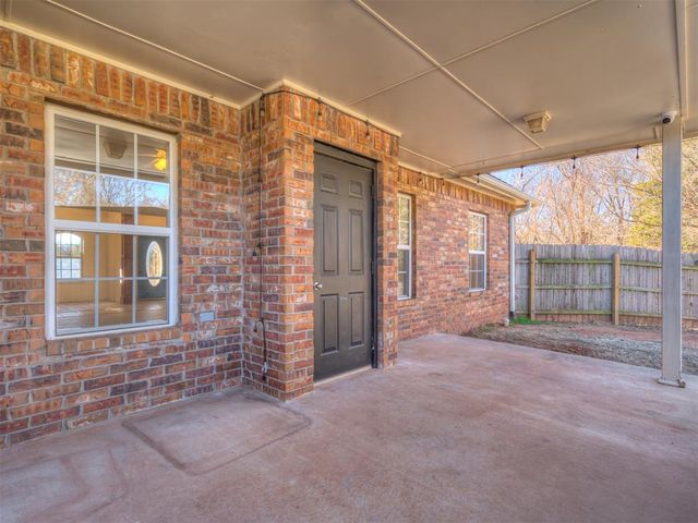 1509 Willow Road, Blanchard, OK 73010