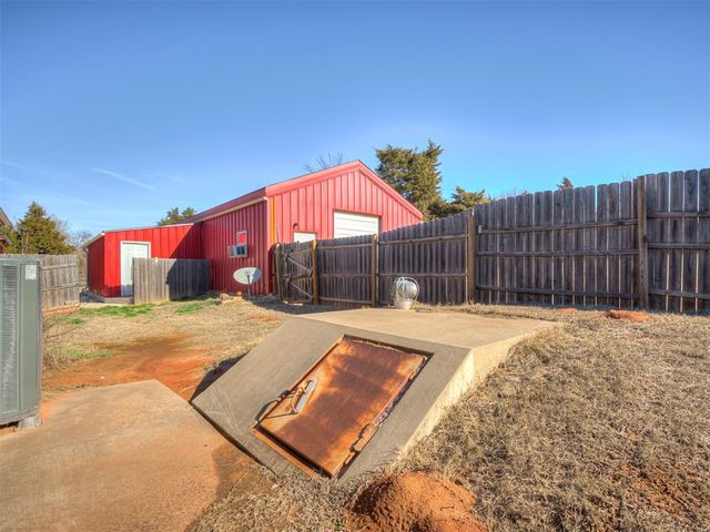 1509 Willow Road, Blanchard, OK 73010