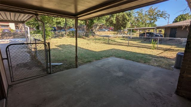 1434 Deborah Avenue, Desoto, TX 75115