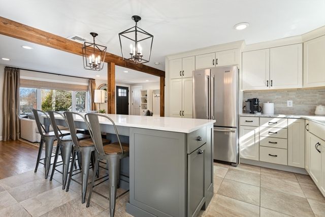 14 Harding Road, Wakefield, MA 01880