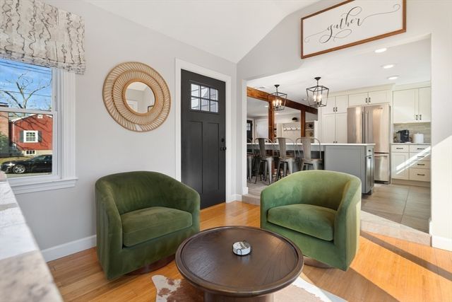 14 Harding Road, Wakefield, MA 01880