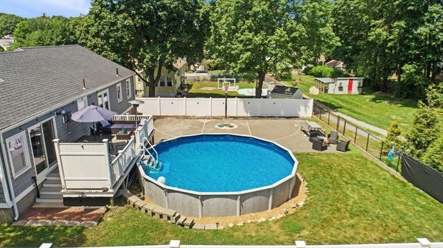 14 Harding Road, Wakefield, MA 01880