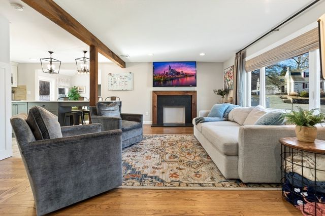 14 Harding Road, Wakefield, MA 01880