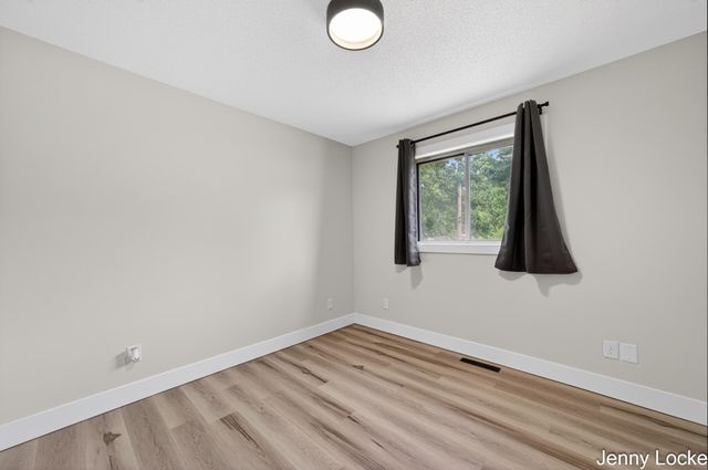 2391 Macarthur Road, Muskegon, MI 49442