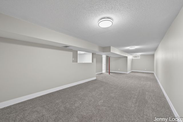 2391 Macarthur Road, Muskegon, MI 49442