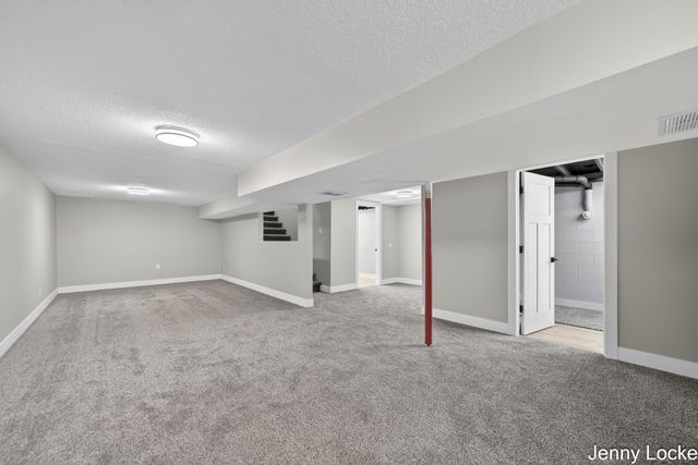 2391 Macarthur Road, Muskegon, MI 49442