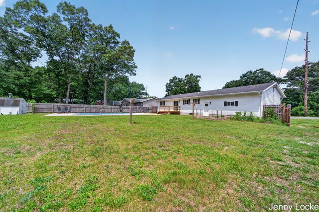 2391 Macarthur Road, Muskegon, MI 49442