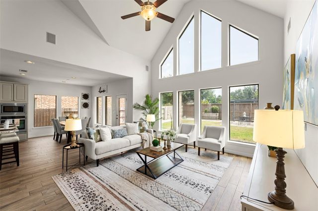 4534 Montcliff Bend Lane, Sugar Land, TX 77479