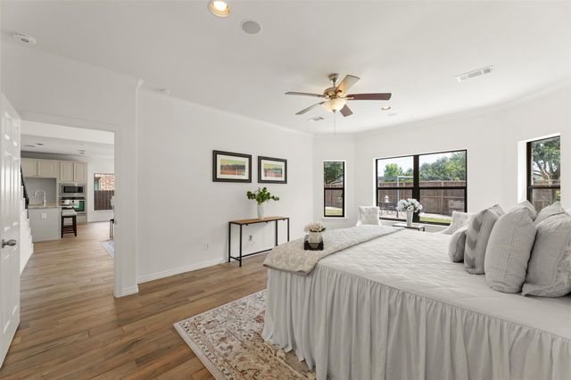4534 Montcliff Bend Lane, Sugar Land, TX 77479