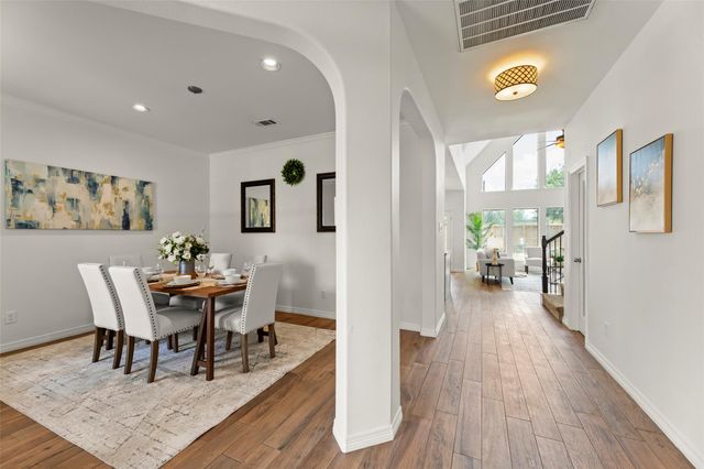 4534 Montcliff Bend Lane, Sugar Land, TX 77479