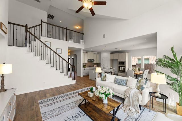 4534 Montcliff Bend Lane, Sugar Land, TX 77479