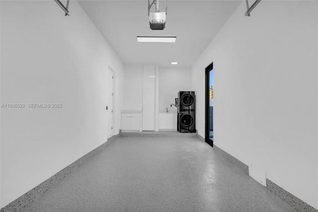 13200 N Bayshore Dr, North Miami, FL 33181