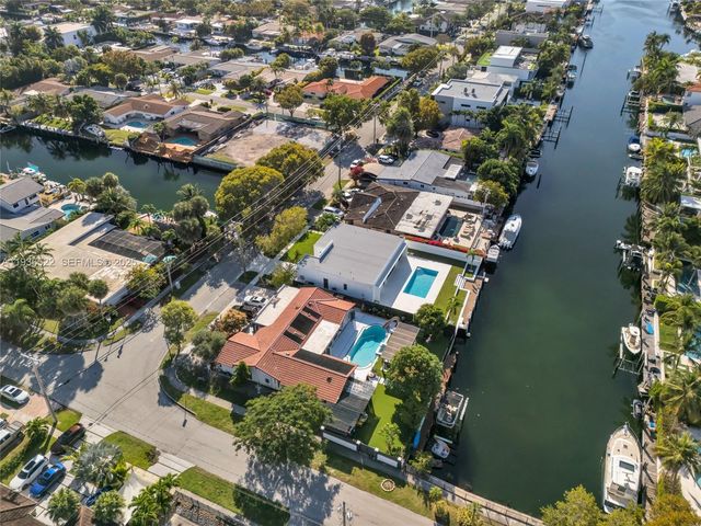 13200 N Bayshore Dr, North Miami, FL 33181