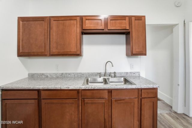 102 W Main Street, Cairo, OH 45820