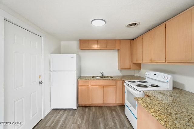 102 W Main Street, Cairo, OH 45820