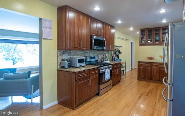 2205 PARKER AVE, Silver Spring, MD 20902