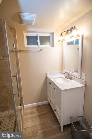 2205 PARKER AVE, Silver Spring, MD 20902