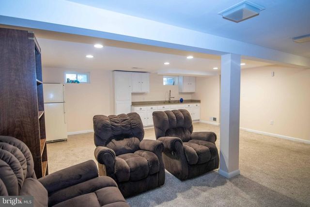 2205 PARKER AVE, Silver Spring, MD 20902