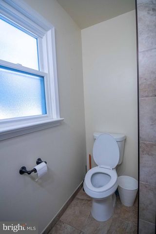 2205 PARKER AVE, Silver Spring, MD 20902