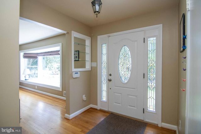 2205 PARKER AVE, Silver Spring, MD 20902