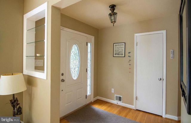 2205 PARKER AVE, Silver Spring, MD 20902