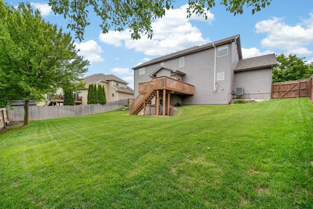 16002 Tanglewood Drive, Urbandale, IA 50323