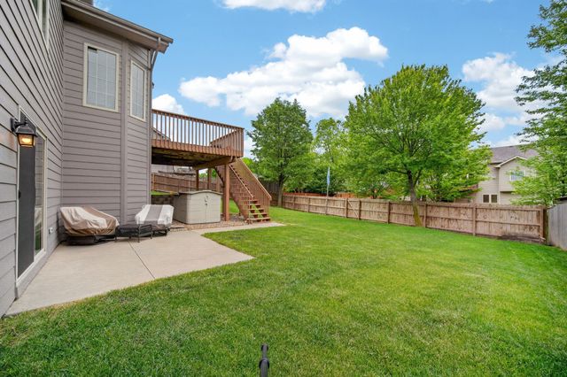 16002 Tanglewood Drive, Urbandale, IA 50323