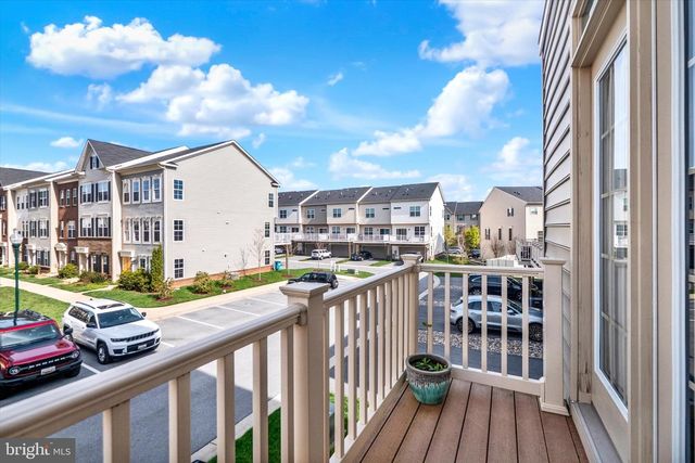 6018 LEBEN DR, Frederick, MD 21703