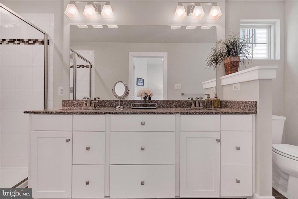 Image 10 of property listing at 6018 LEBEN DR, Frederick, MD 21703