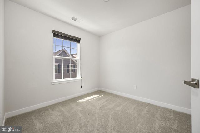 20 SHERMAN ALY, West Chester, PA 19382